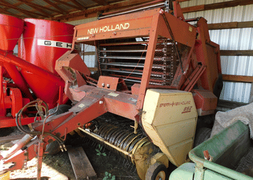 Main image New Holland 852